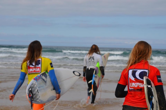  Faire du surf